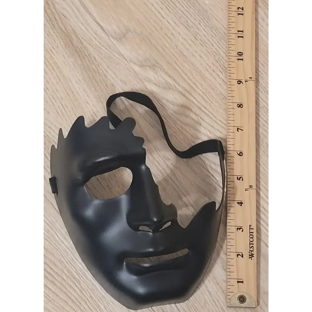 Half-Face Street Dance Black Adult Mask, Halloween Costume Prop Pre-owned